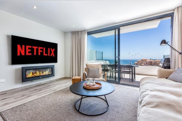 3 soveværelse Semi-Rækkehus til leje i Fuengirola med swimmingpool garage - € 4.400 (Ref: 9519056)