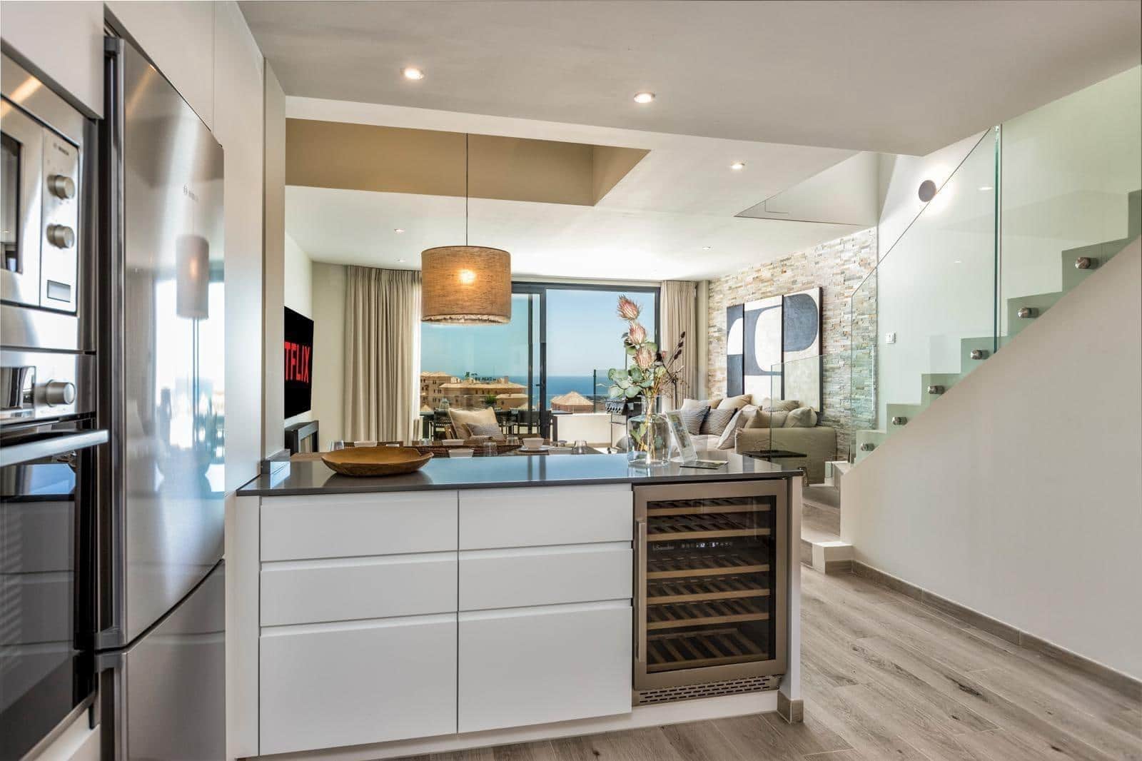 3 soveværelse Semi-Rækkehus til leje i Fuengirola med swimmingpool garage - € 4.400 (Ref: 9519056)