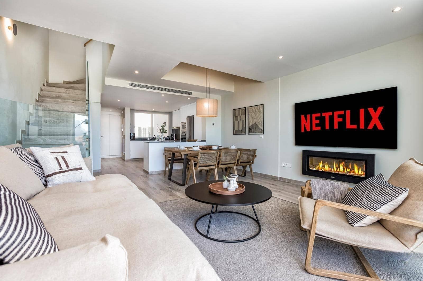 3 soveværelse Semi-Rækkehus til leje i Fuengirola med swimmingpool garage - € 4.400 (Ref: 9519056)