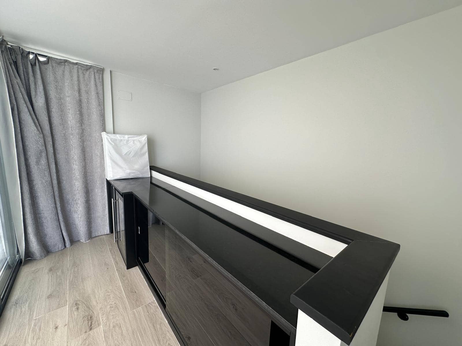 3 soveværelse Semi-Rækkehus til leje i Fuengirola med swimmingpool garage - € 4.400 (Ref: 9519056)