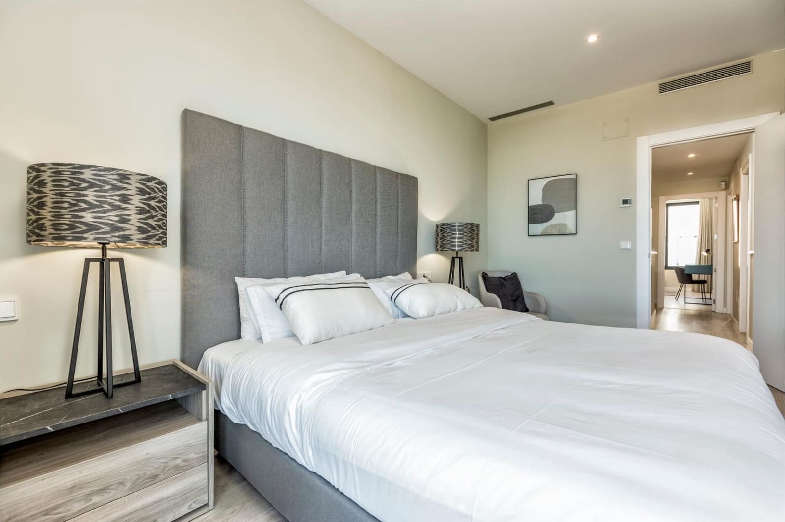 3 soveværelse Semi-Rækkehus til leje i Fuengirola med swimmingpool garage - € 4.400 (Ref: 9519056)