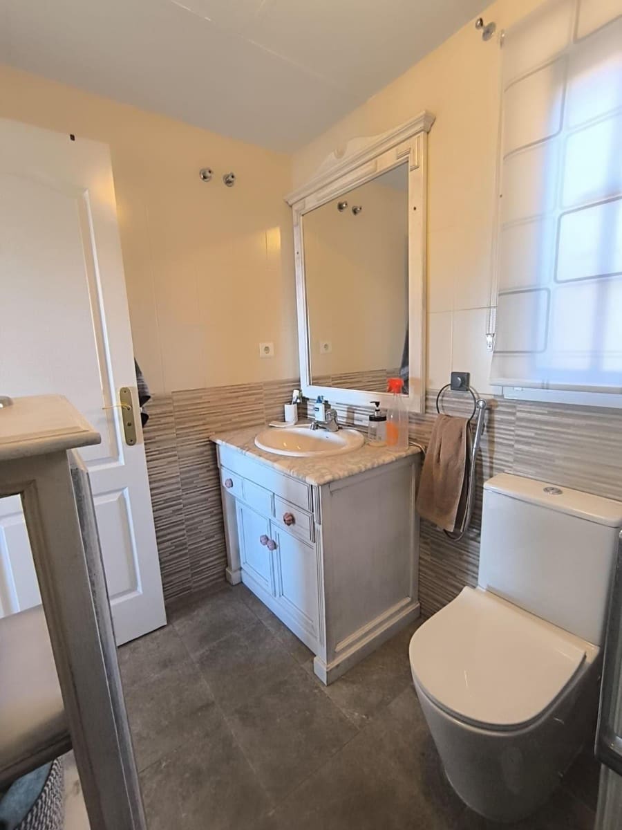 3 bedroom Apartment for sale in Benalmadena with pool garage - € 388,000 (Ref: 9527809)