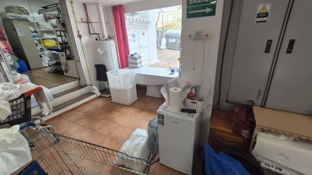 Commerciale in vendita in Benalmádena pueblo, Benalmádena - 230.000 € (Rif: 9548377)