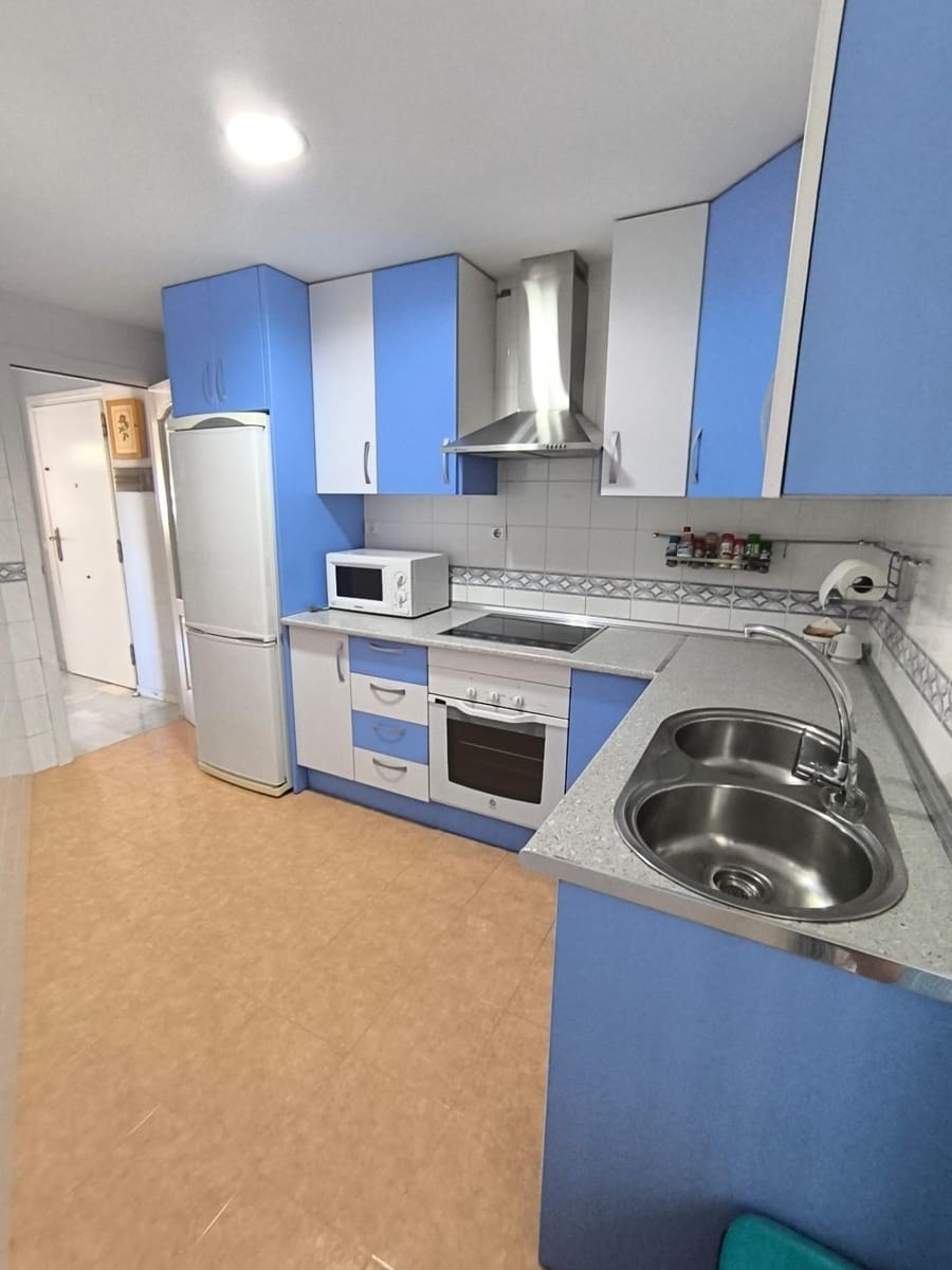 1 soverom Leilighet til salgs i Mijas med svømmebasseng garasje - € 215 000 (Ref: 9561938)