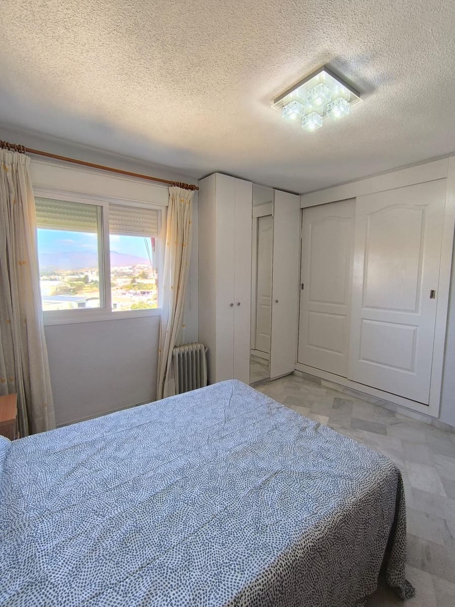 1 soverom Leilighet til salgs i Mijas med svømmebasseng garasje - € 215 000 (Ref: 9561938)