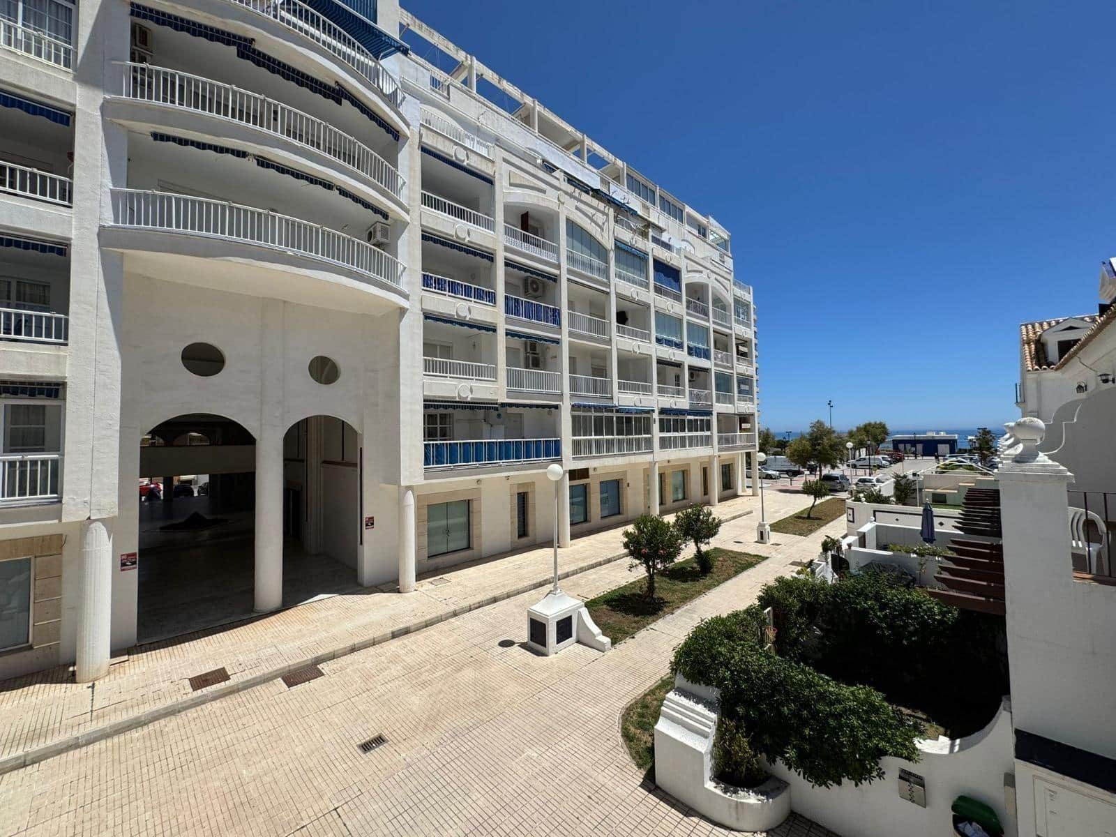 4 soveværelse Rækkehus til salg i Fuengirola med swimmingpool - € 690.000 (Ref: 9568813)