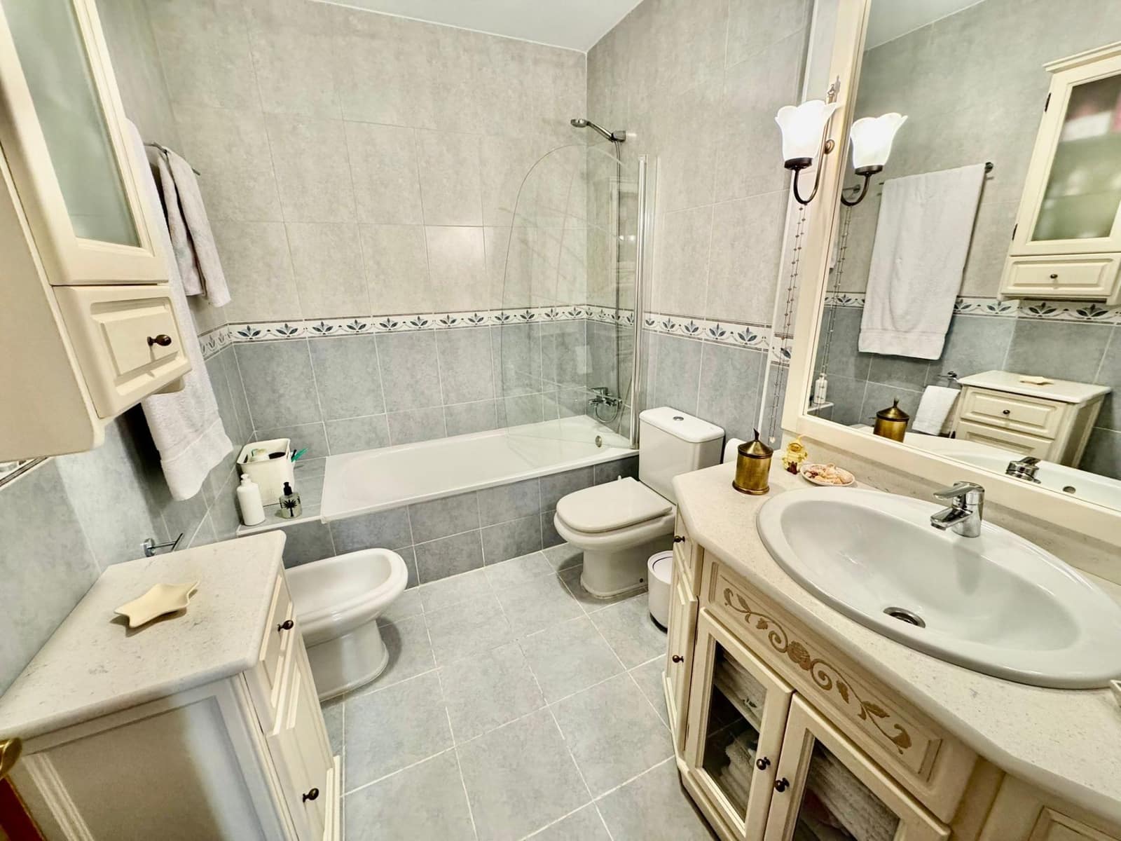 1 sypialnia Apartament na sprzedaż w Fuengirola z garażem - 242 000 € (Ref: 9583023)