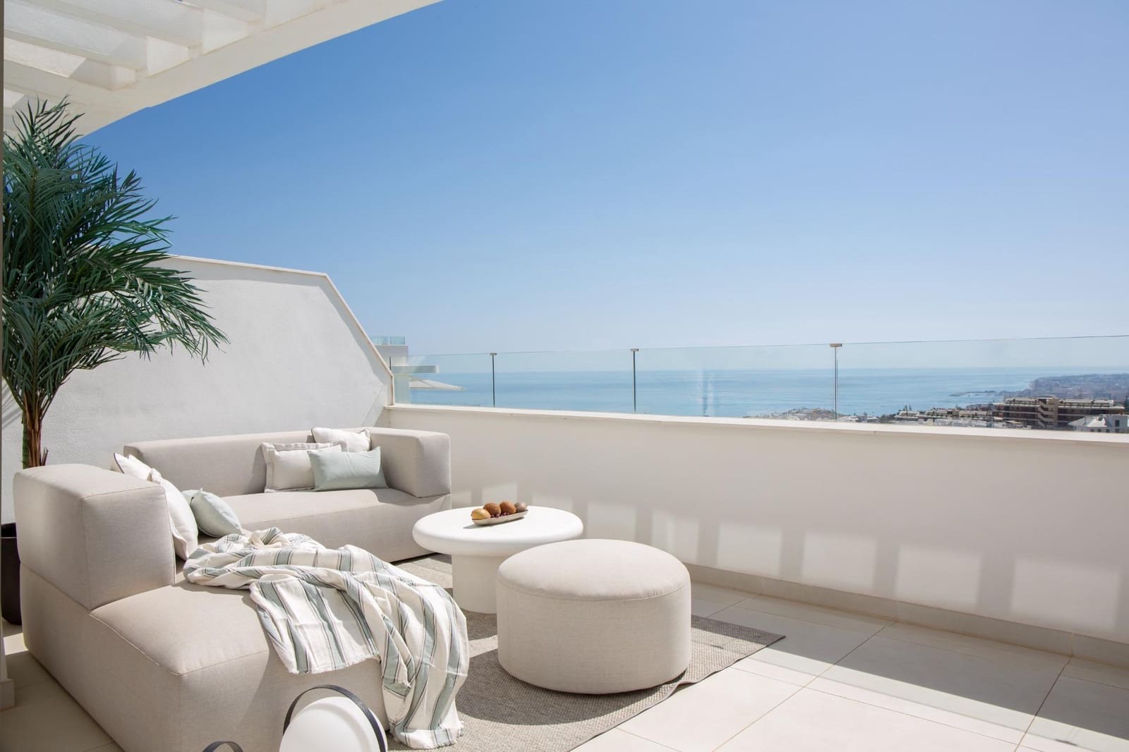 2 sovrum Takvåning till salu i Fuengirola med pool garage - 850 000 € (Ref: 9583025)