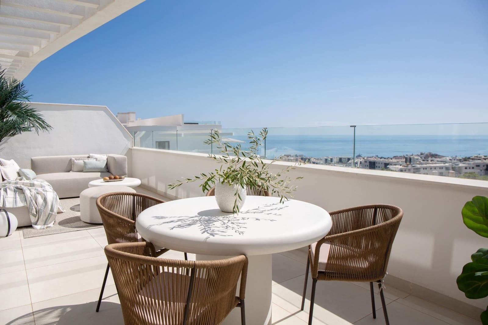 2 sovrum Takvåning till salu i Fuengirola med pool garage - 850 000 € (Ref: 9583025)