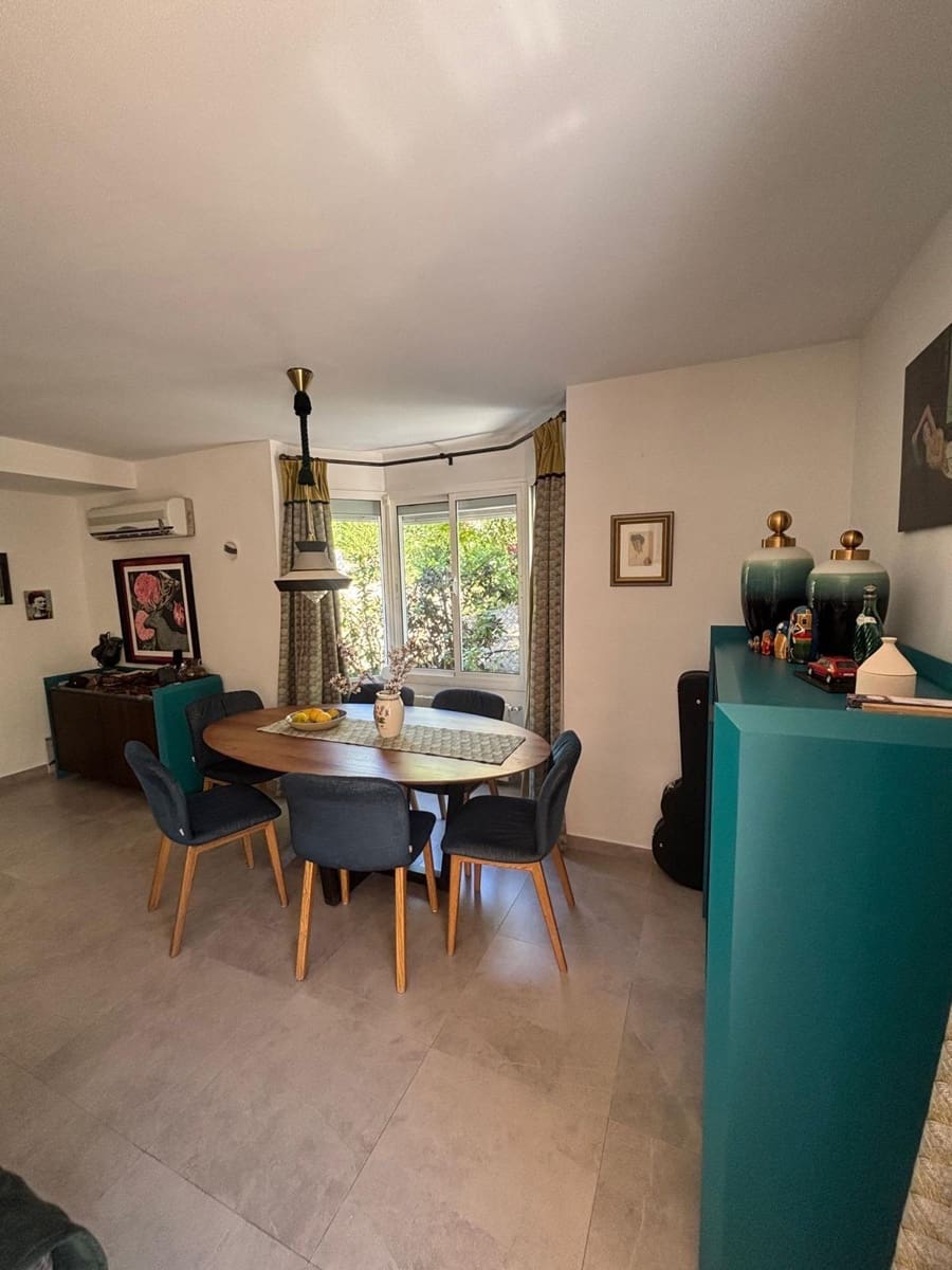 3 sovrum Semi-fristående Villa till salu i Mijas med pool garage - 495 000 € (Ref: 9599650)