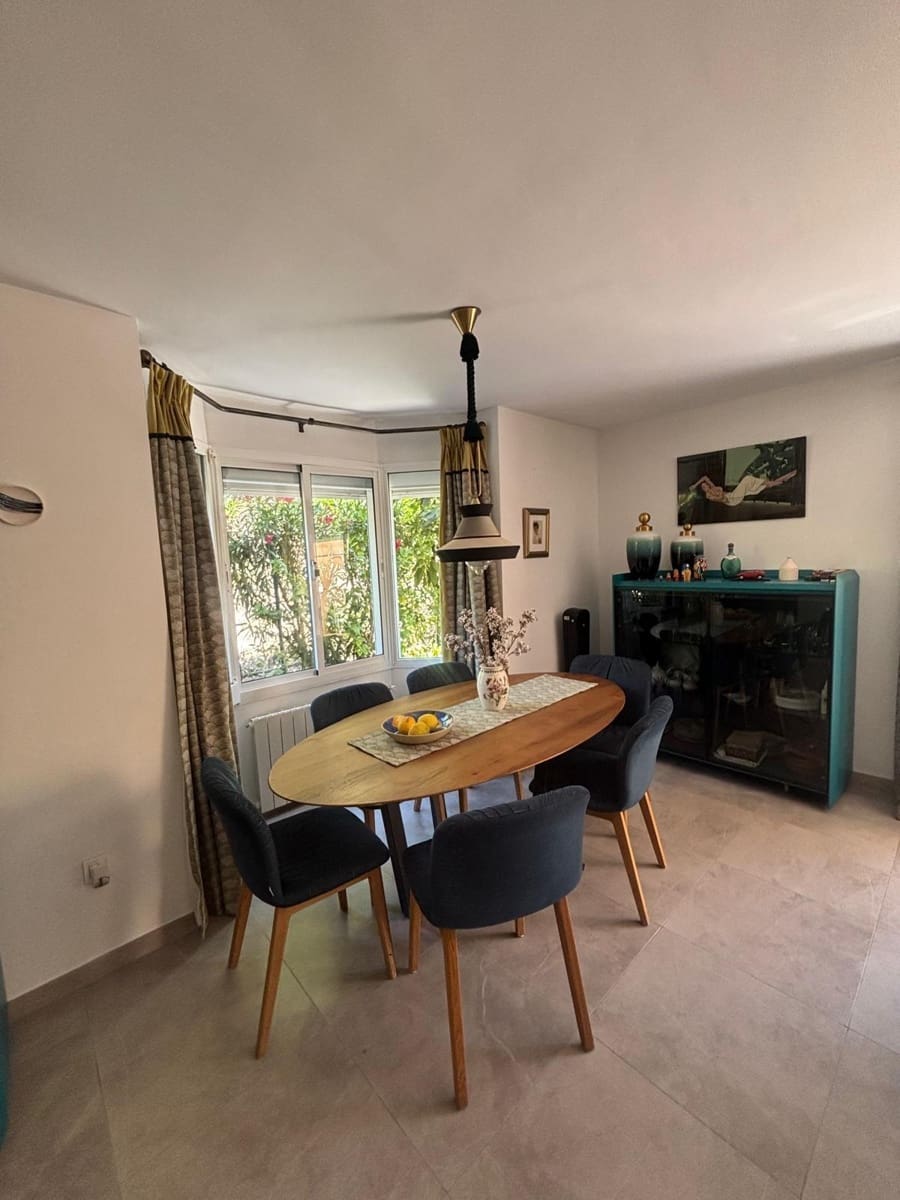 3 sovrum Semi-fristående Villa till salu i Mijas med pool garage - 495 000 € (Ref: 9599650)