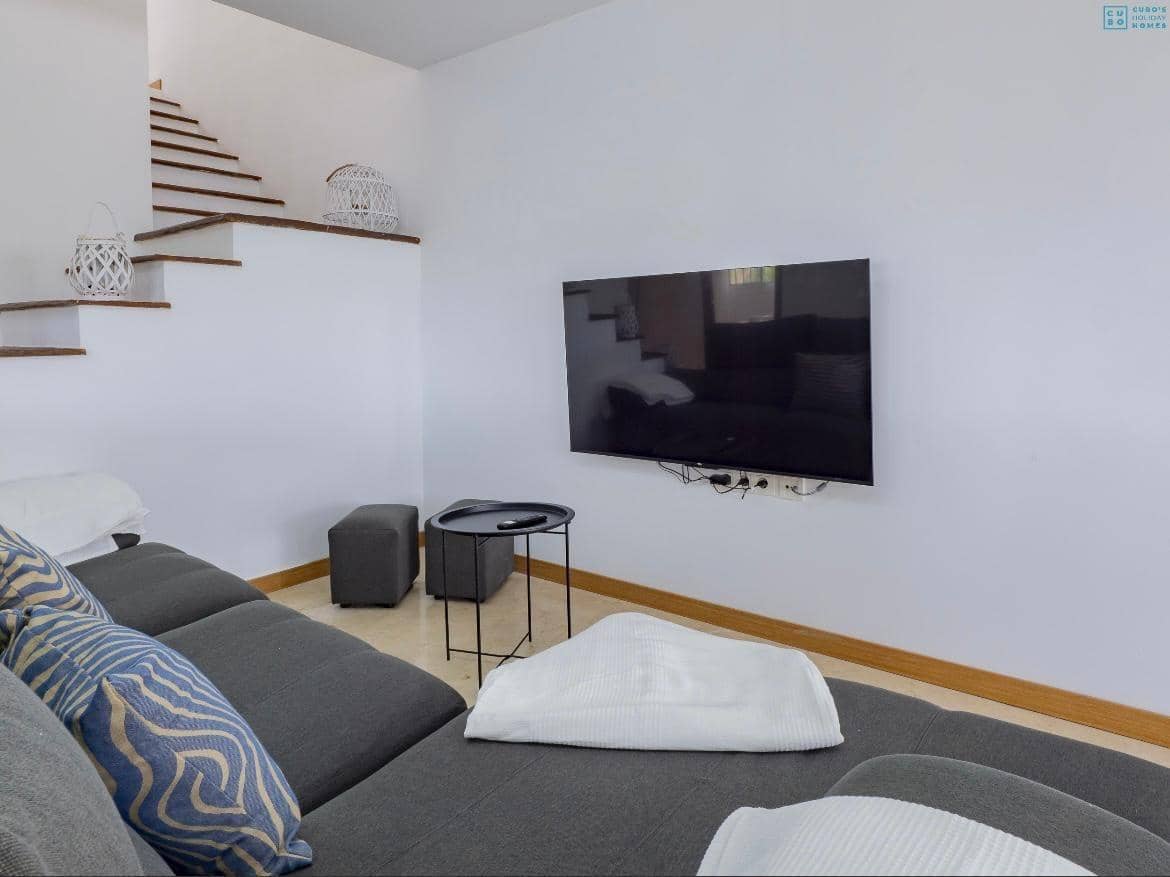 4 sypialnia Willa do wynajęcia w Cartama z basenem garażem - 3 000 € (Ref: 9611660)