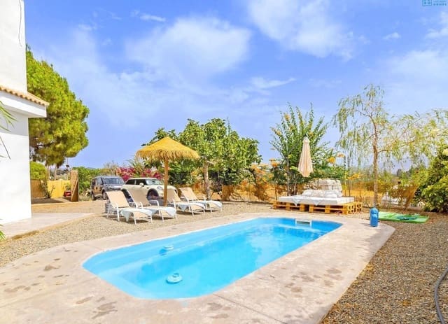 4 sypialnia Willa do wynajęcia w Cártama z basenem garażem - 3 000 € (Ref: 9611660)