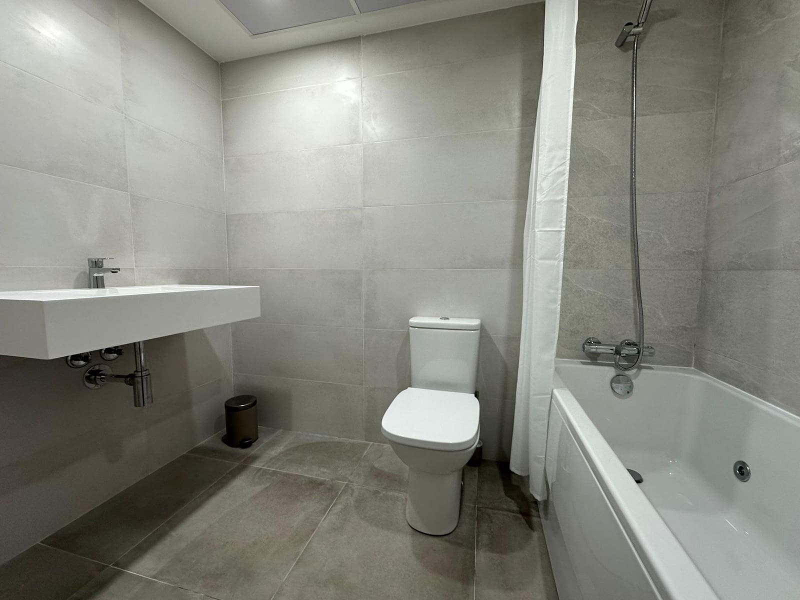 2 slaapkamer Flat te koop in Arroyo de la Miel met zwembad garage - € 309.000 (Ref: 9611661)