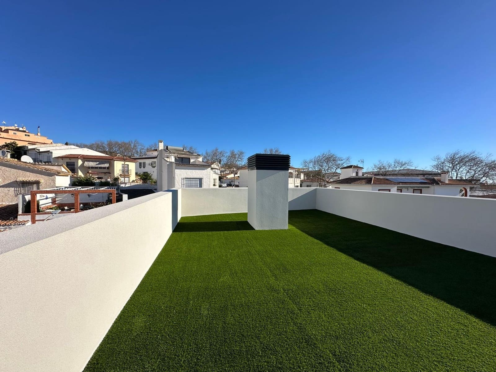 2 slaapkamer Flat te koop in Arroyo de la Miel met zwembad garage - € 309.000 (Ref: 9611661)