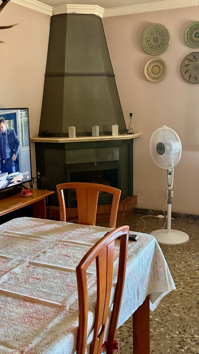 3 bedroom Villa for sale in Roquetes with pool - € 265,000 (Ref: 10136354)