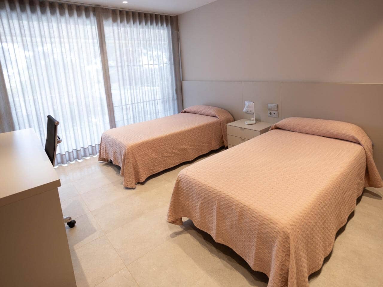 3 bedroom Townhouse for sale in Tortosa with pool garage - € 2,400,000 (Ref: 10140480)