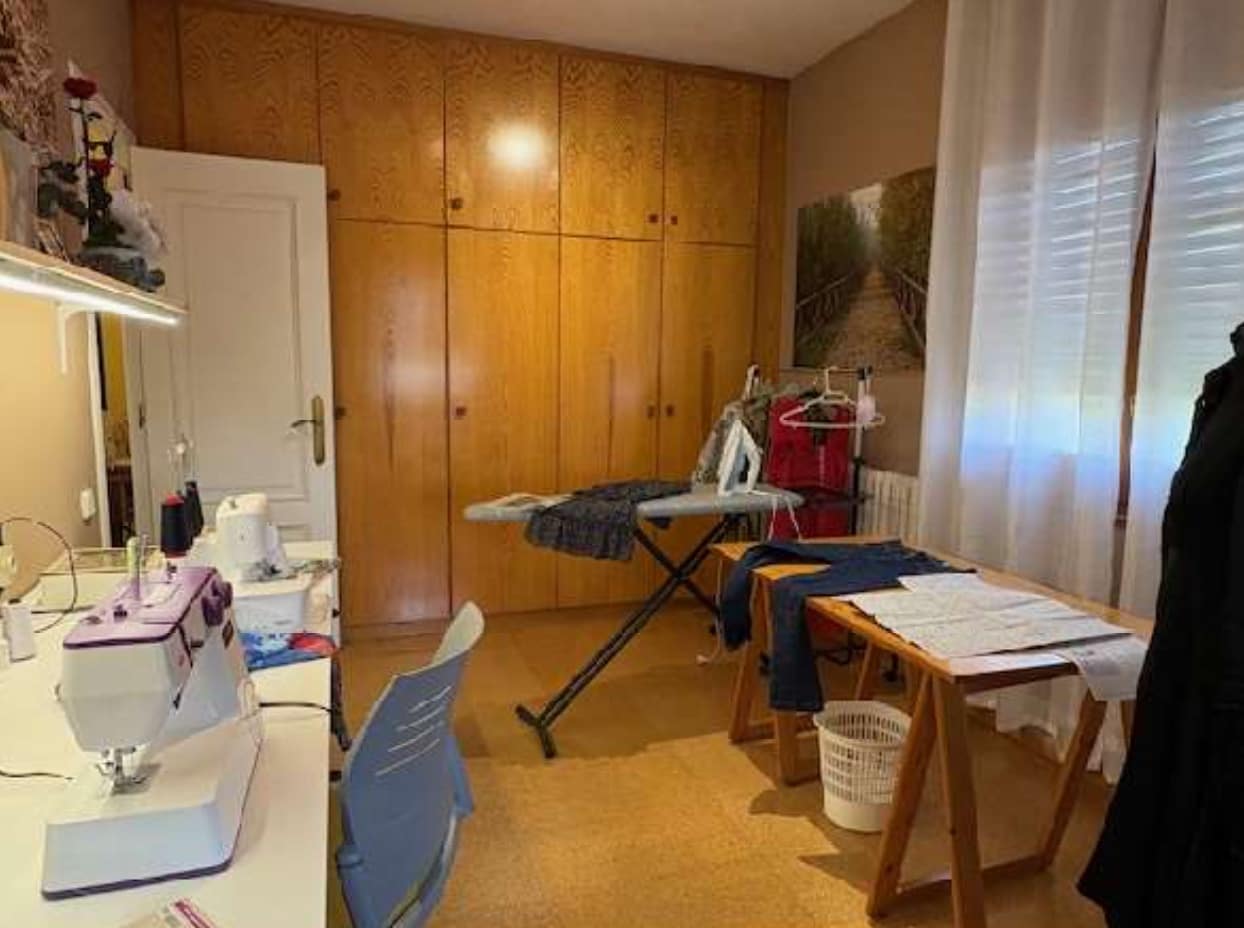 4 quarto Casa em Banda para venda em Tortosa com piscina garagem - 1 500 000 € (Ref: 10140494)