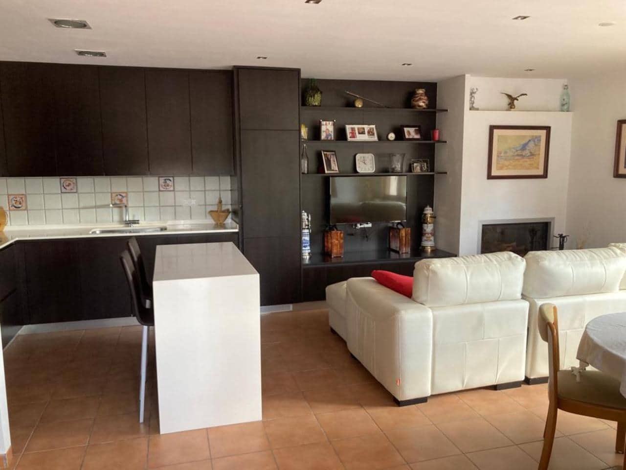 4 soveværelse Villa til salg i Tortosa med garage - € 280.000 (Ref: 9445446)