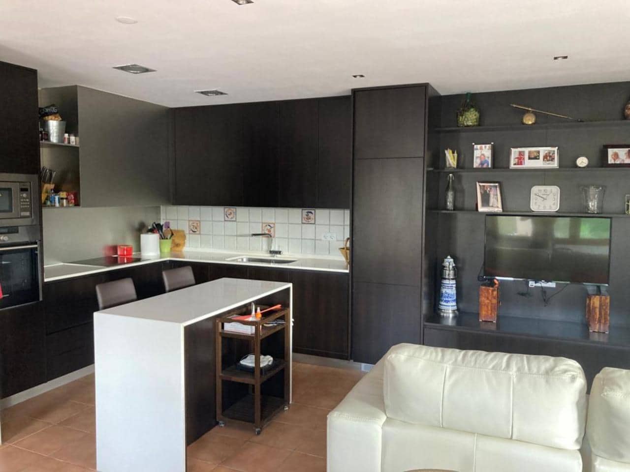 4 soveværelse Villa til salg i Tortosa med garage - € 280.000 (Ref: 9445446)