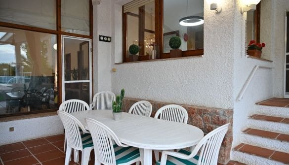 4 soverom Villa til salgs i Tortosa med svømmebasseng garasje - € 550 000 (Ref: 9562290)