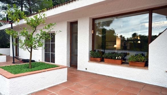 4 soverom Villa til salgs i Tortosa med svømmebasseng garasje - € 550 000 (Ref: 9562290)