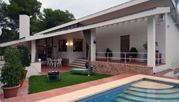 4 soverom Villa til salgs i Tortosa med svømmebasseng garasje - € 550 000 (Ref: 9562290)