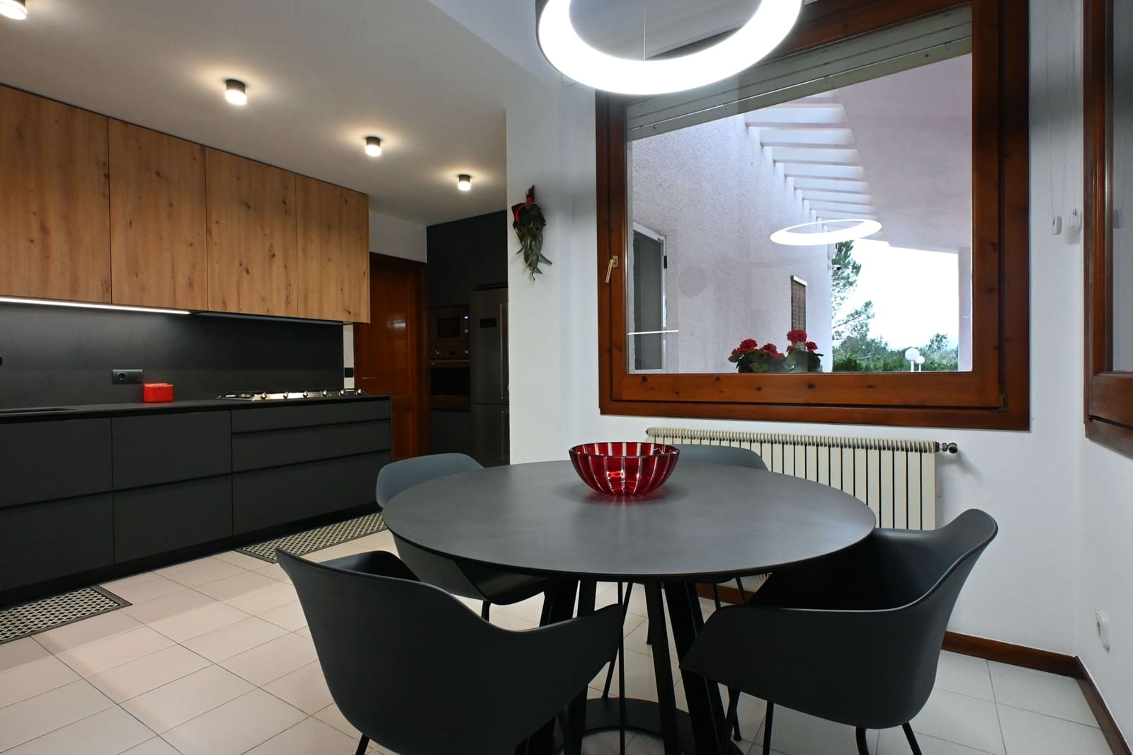 4 bedroom Villa for sale in Tortosa with pool garage - € 550,000 (Ref: 9562290)