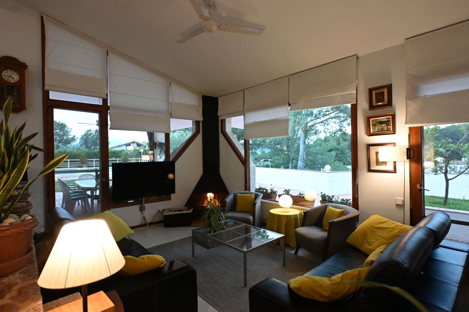 4 bedroom Villa for sale in Tortosa with pool garage - € 550,000 (Ref: 9562290)