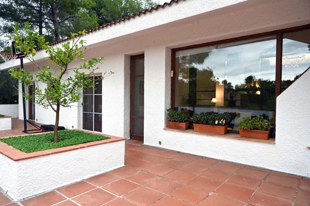 4 sovrum Villa till salu i Tortosa med pool garage - 550 000 € (Ref: 9562290)