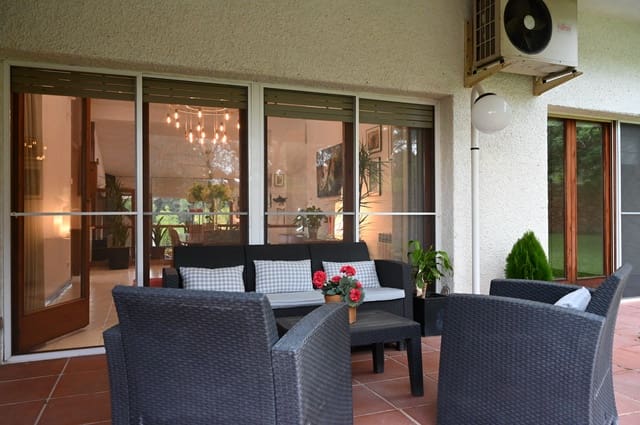 4 sovrum Villa till salu i Tortosa med pool garage - 550 000 € (Ref: 9562290)