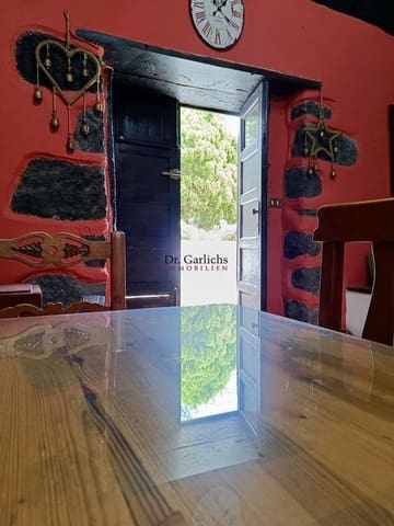 4 makuuhuone Omakotitalo myytävänä paikassa Tacoronte - 850 000 € (Ref: 9450493)