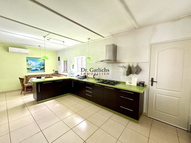 6 Zimmer Haus zu verkaufen in Granadilla de Abona mit Pool Garage - 595.000 € (Ref: 9450502)