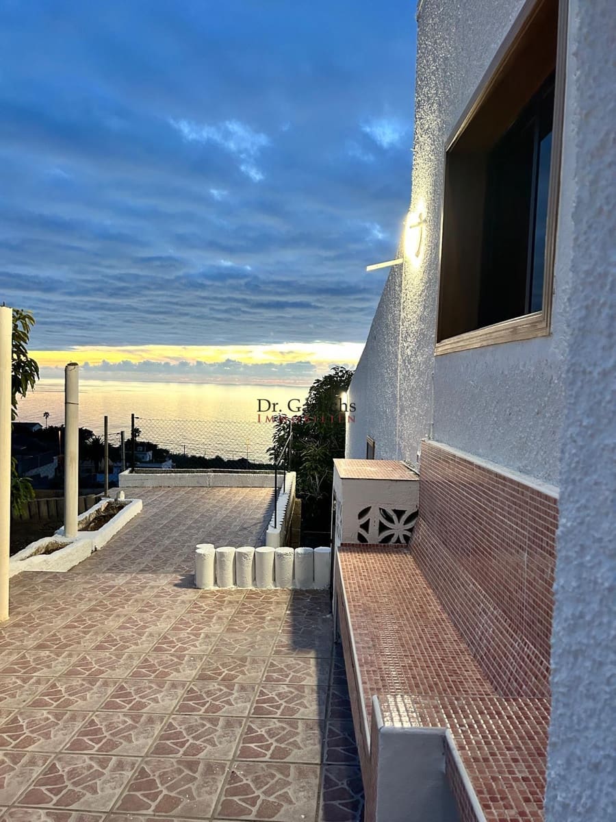 5 soveværelse Byhus til salg i Tacoronte med garage - € 790.000 (Ref: 9450535)