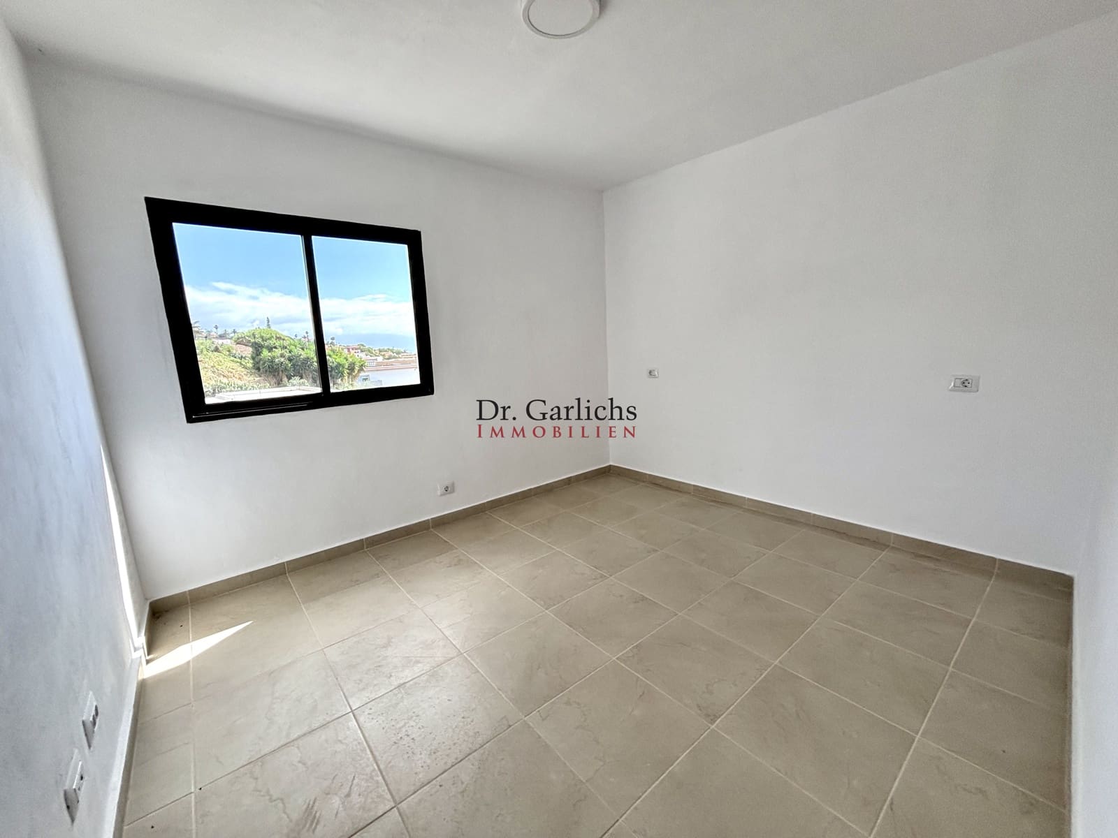 5 soveværelse Byhus til salg i Tacoronte med garage - € 790.000 (Ref: 9450535)