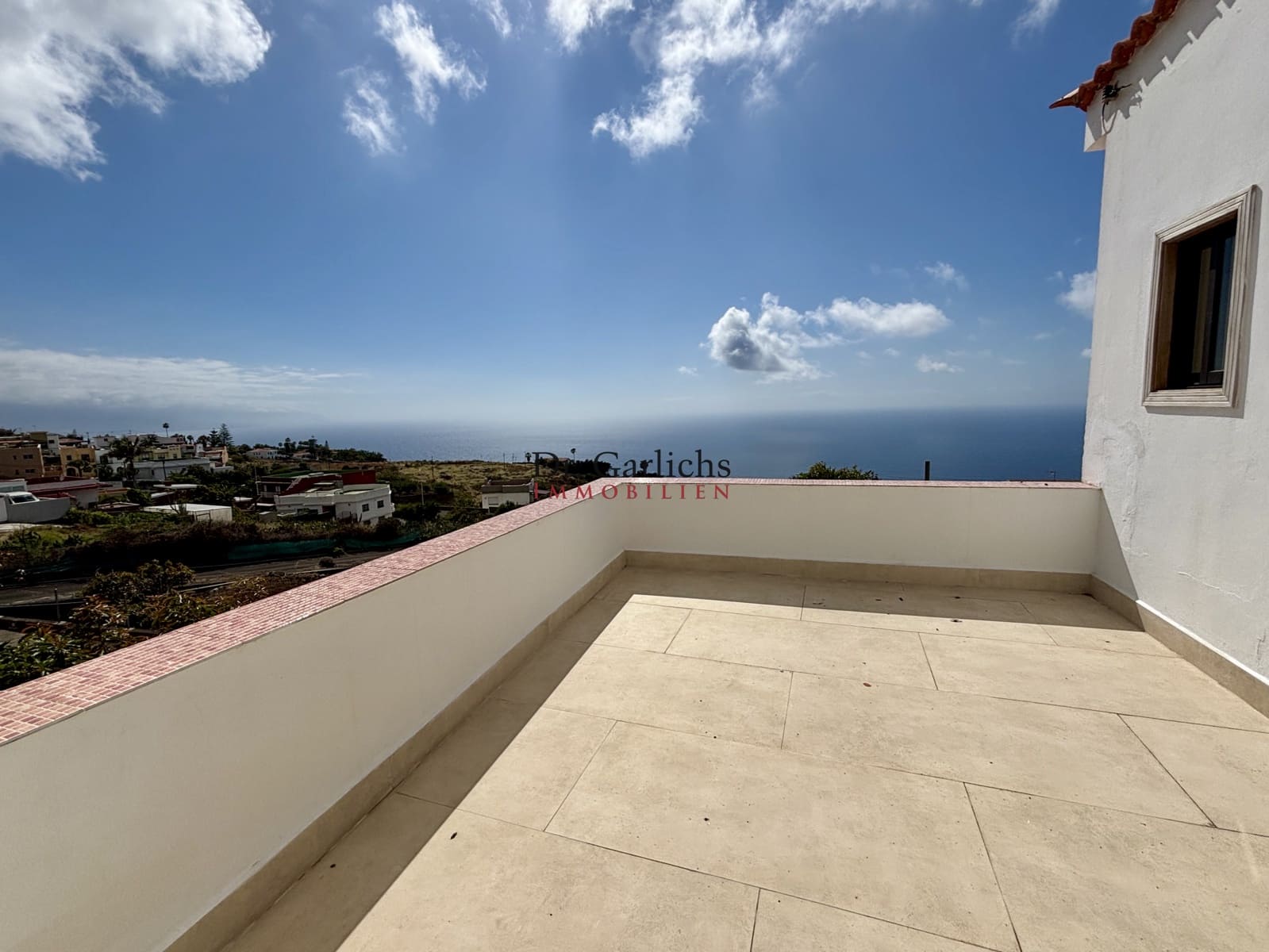 5 soveværelse Byhus til salg i Tacoronte med garage - € 790.000 (Ref: 9450535)