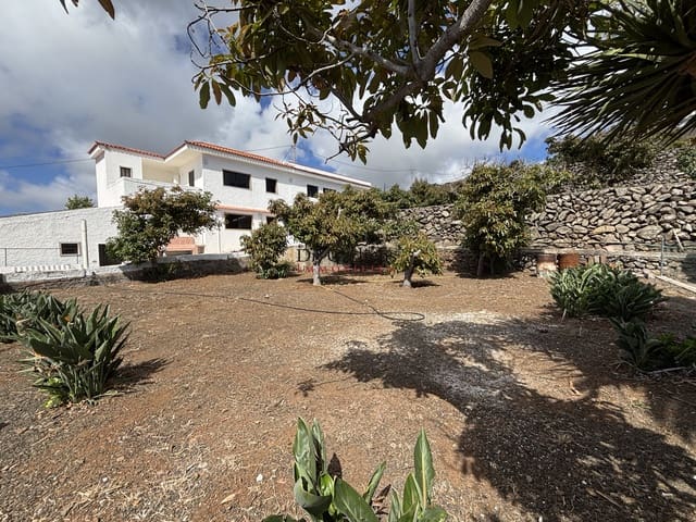 5 soveværelse Byhus til salg i Tacoronte med garage - € 790.000 (Ref: 9450535)