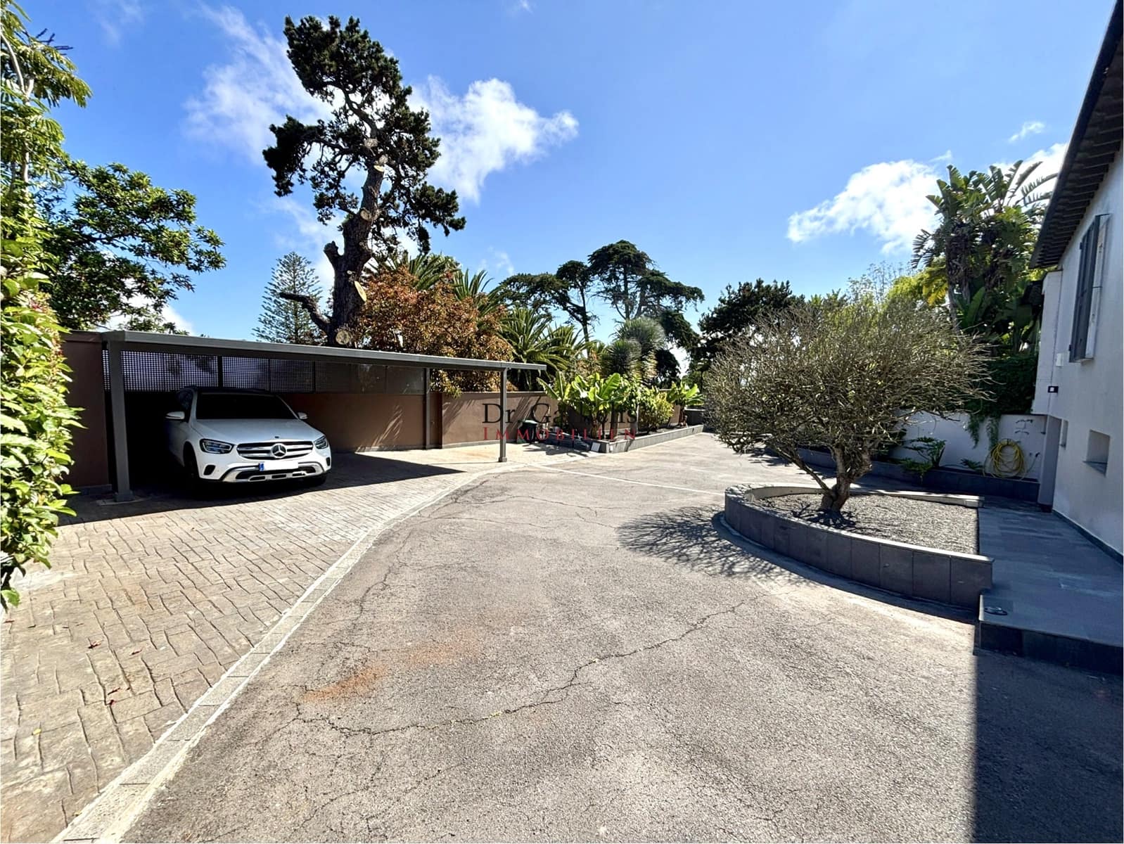 4 sovrum Hus till salu i Tacoronte med garage - 1 900 000 € (Ref: 9450537)