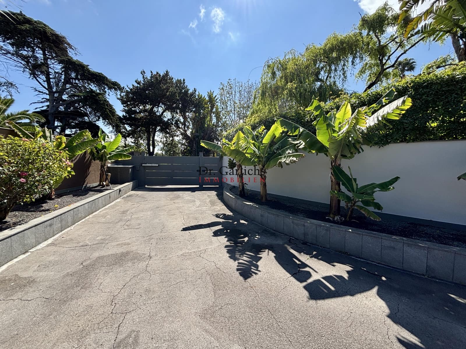 4 sovrum Hus till salu i Tacoronte med garage - 1 900 000 € (Ref: 9450537)