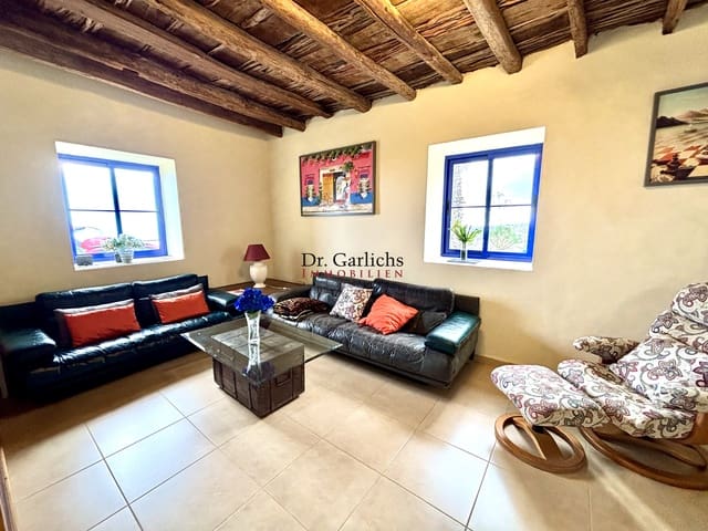 5 soverom Hus til salgs i Fasnia med garasje - € 465 000 (Ref: 9450542)