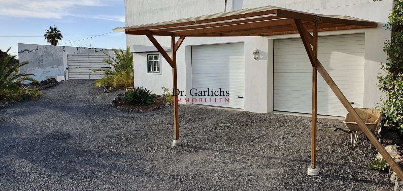 3 makuuhuone Omakotitalo myytävänä paikassa Guia de Isora mukana 
autotalli - 650 000 € (Ref: 9450582)