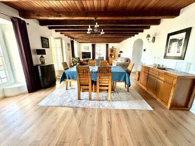 4 soverom Hus til salgs i La Victoria de Acentejo med svømmebasseng garasje - € 948 000 (Ref: 9451559)