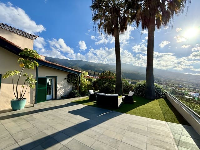 4 soverom Hus til salgs i La Victoria de Acentejo med svømmebasseng garasje - € 948 000 (Ref: 9451559)