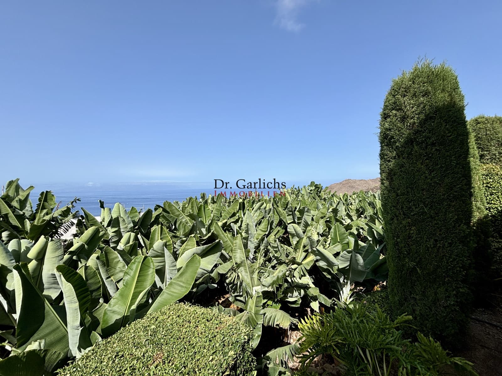 4 quarto Casa em Banda para venda em Guia de Isora com piscina garagem - 2 650 000 € (Ref: 9451560)