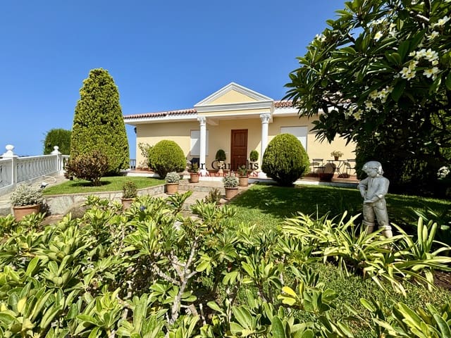 4 bedroom Townhouse for sale in Guía de Isora with pool garage - € 2,650,000 (Ref: 9451560)