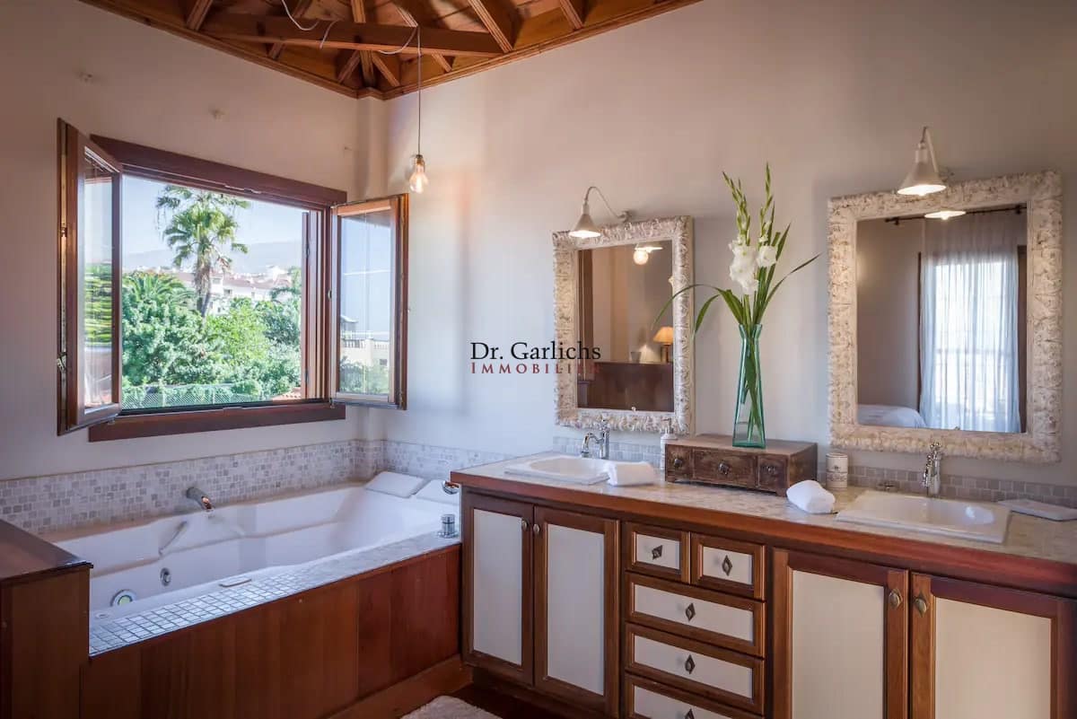 5 camera da letto Casa in vendita in Puerto de la Cruz con piscina garage - 1.700.000 € (Rif: 9452247)