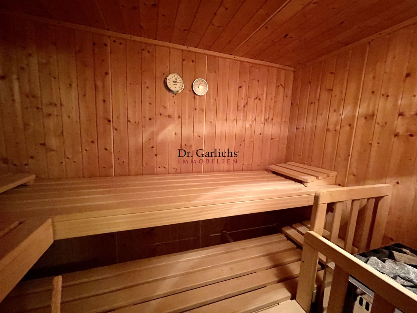 3 soveværelse Byhus til salg i La Orotava med swimmingpool garage - € 695.000 (Ref: 9452351)