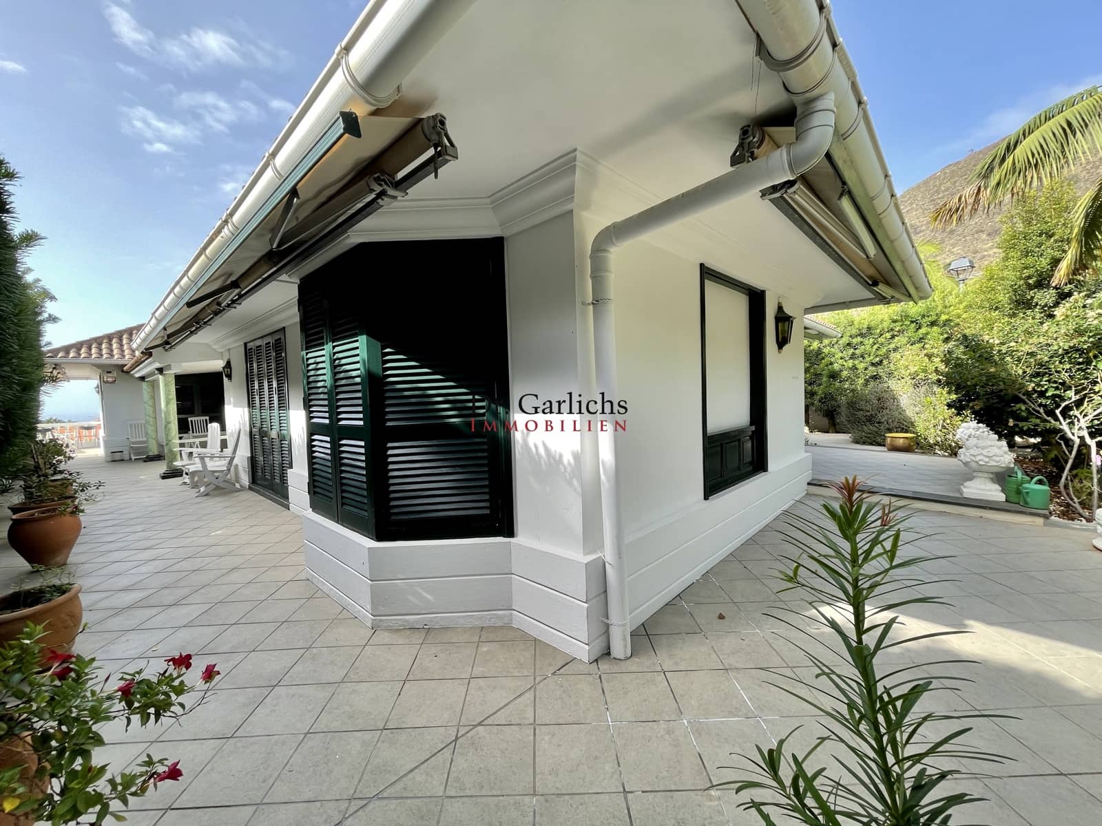 3 soveværelse Byhus til salg i La Orotava med swimmingpool garage - € 695.000 (Ref: 9452351)