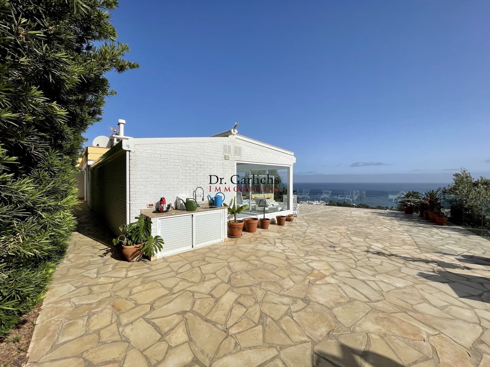 Byhus til salg i Puerto de la Cruz med swimmingpool garage - € 1.500.000 (Ref: 9452356)