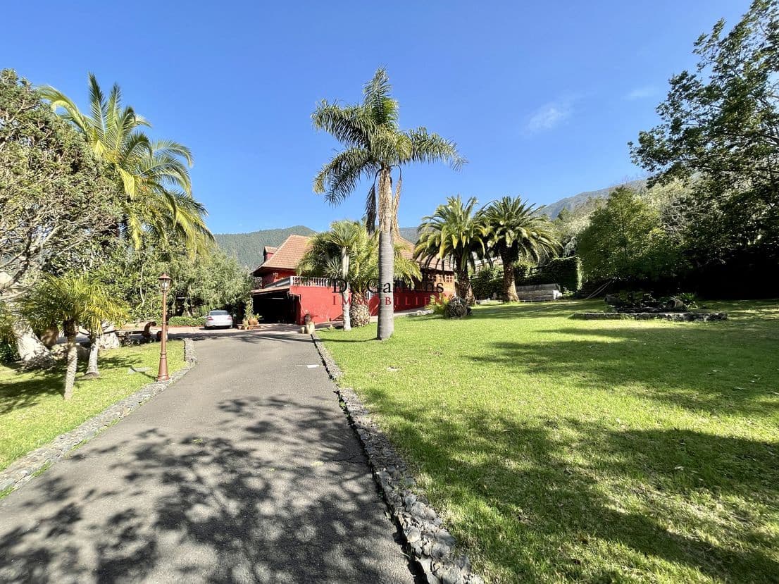 10 soveværelse Byhus til salg i La Orotava med swimmingpool garage - € 2.000.000 (Ref: 9452357)